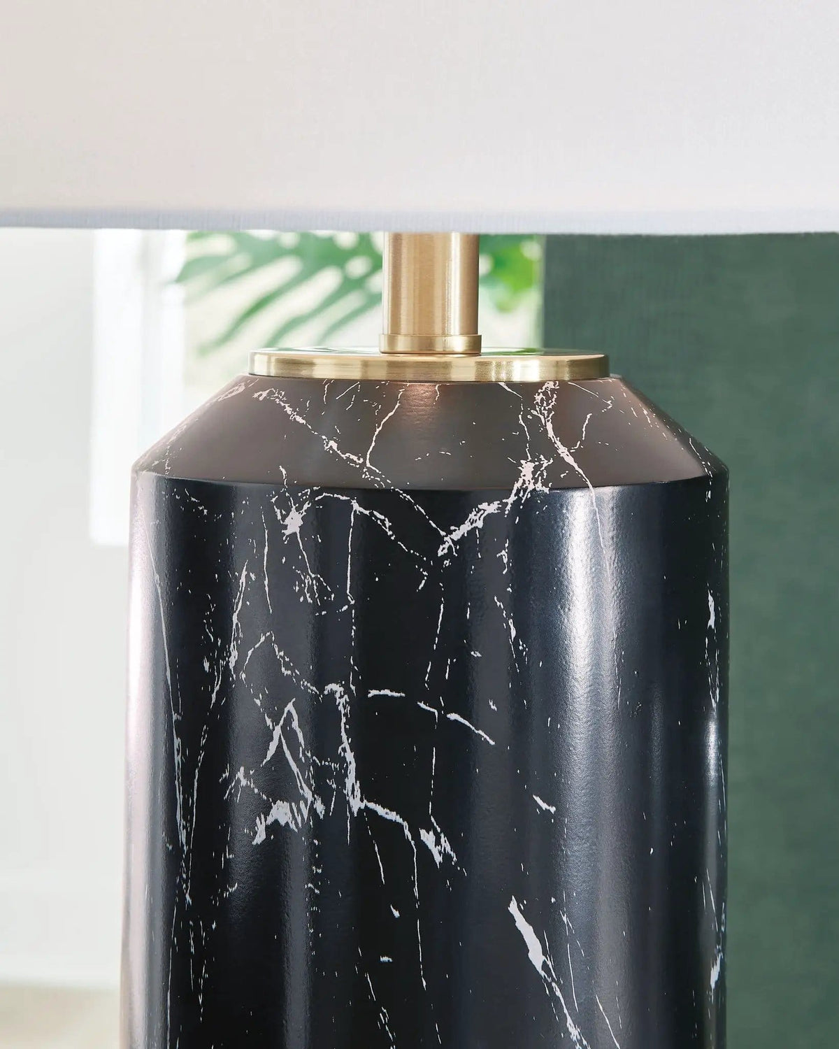 Hanzila Poly Table Lamp | 13.13 x 13.13 x 25.75 in | Faux Marble & Fabric | Black / Gold Finish
