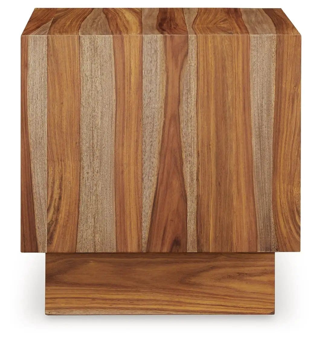 Dressonni Square End Table | 24.13 x 24.13 x 25 in | Mdf & Veneer | Brown