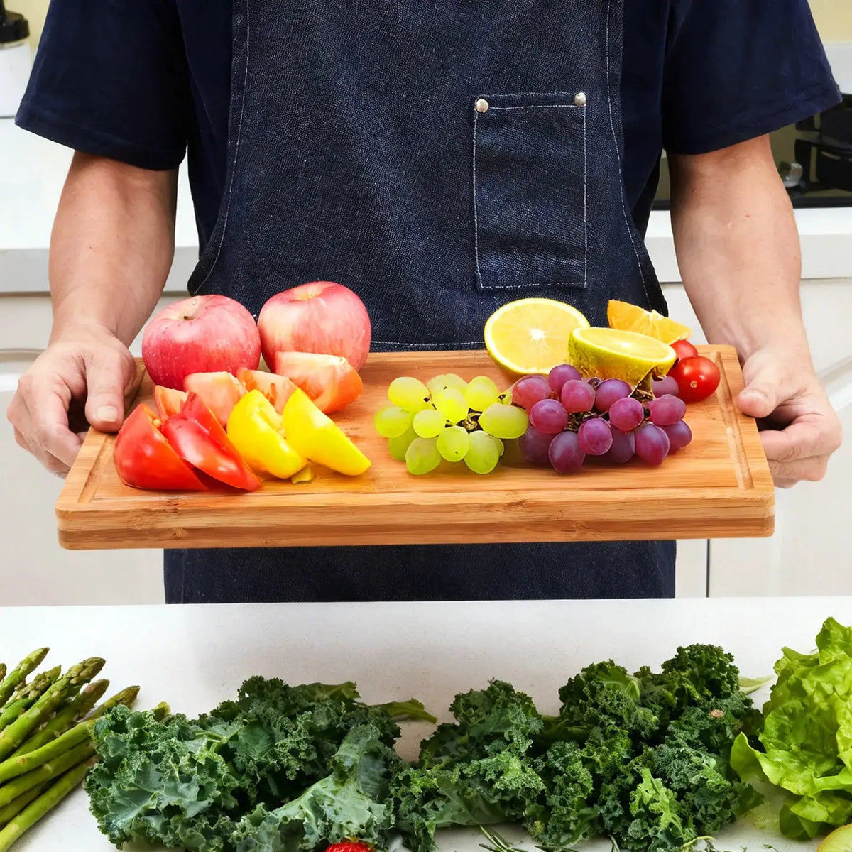 16x11 Inch Bamboo Cutting Board, Deep Juice Groove & Easy Grip Handles, Easy to | 11 Inch | Bamboo | Home