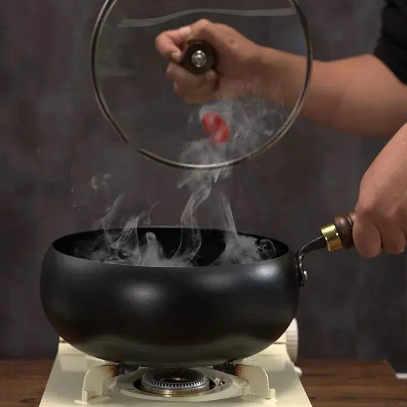 Cast Iron Skillet | 26 Cm Diameter | Induction Compatible | Glass Lid