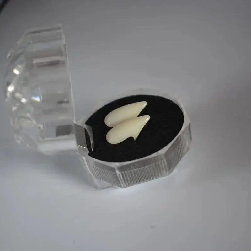 Halloween Vampire Teeth | Solid Resin | 1 Pair Set | One Size Fits All