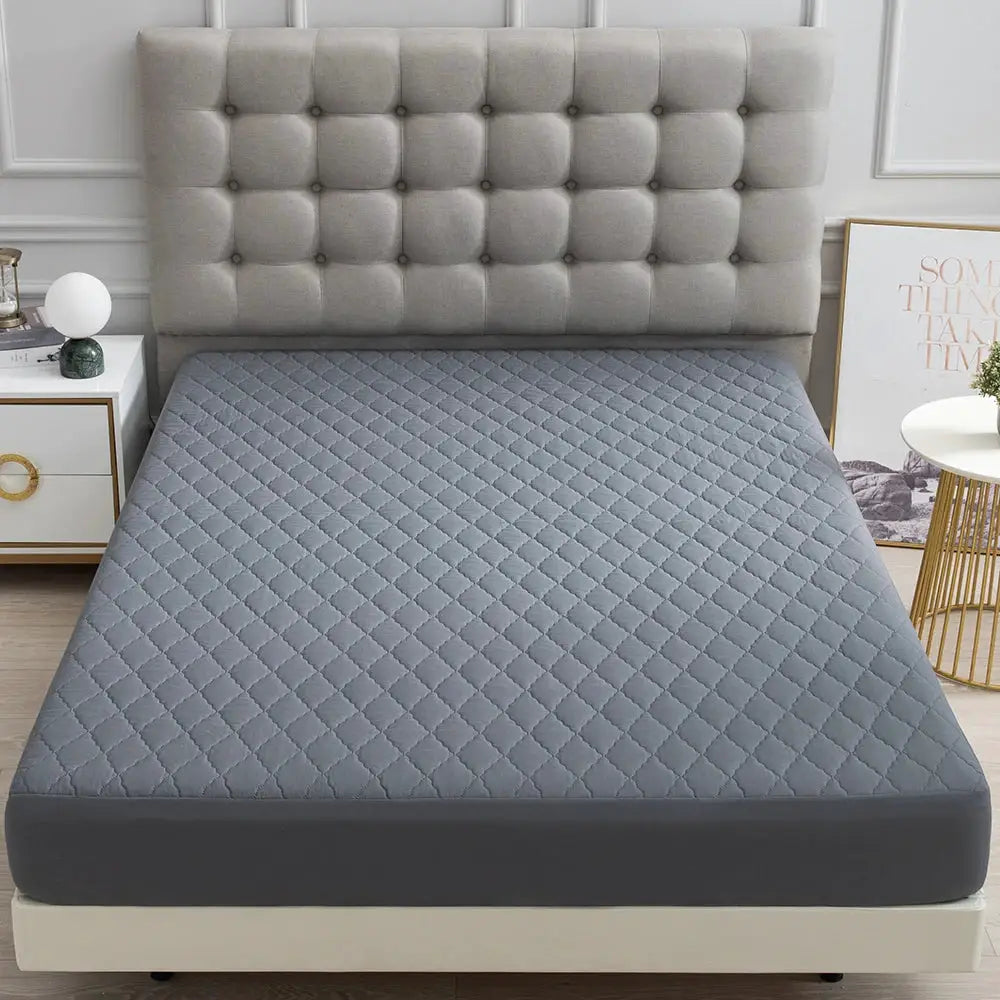 XM-Luvetoria 1pc Fitted Sheet Splash-proof Quilting Bed Cover Bedroom Mattress Protector Solid Color Bed Cover Sheet Soft Polyester Bed Cover from PriceLows™