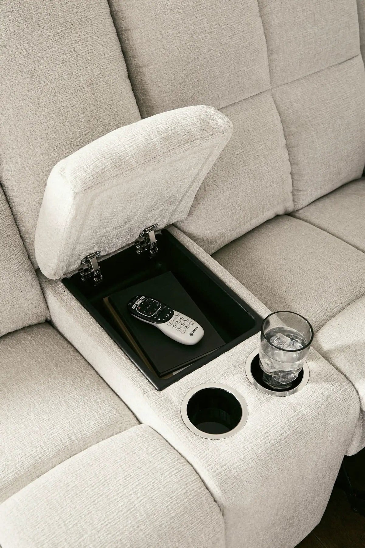 Orlen Double Reclining Loveseat With Console | 80 x 43 x 41 in | Fabric & Metal | Winter