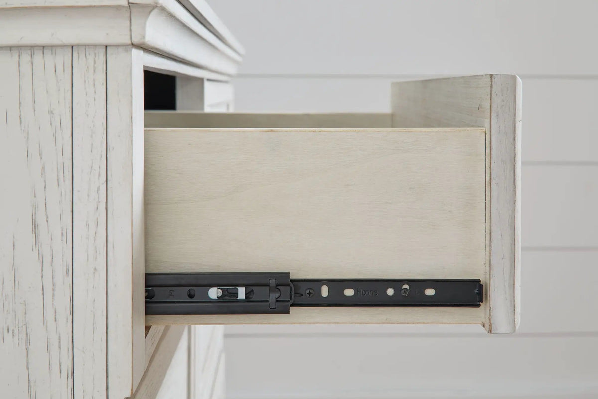 Robbinsdale One Drawer Night Stand Nightstand | 22 x 17 x 26.5 in | Engineered Wood & Oak Veneer | Antique White