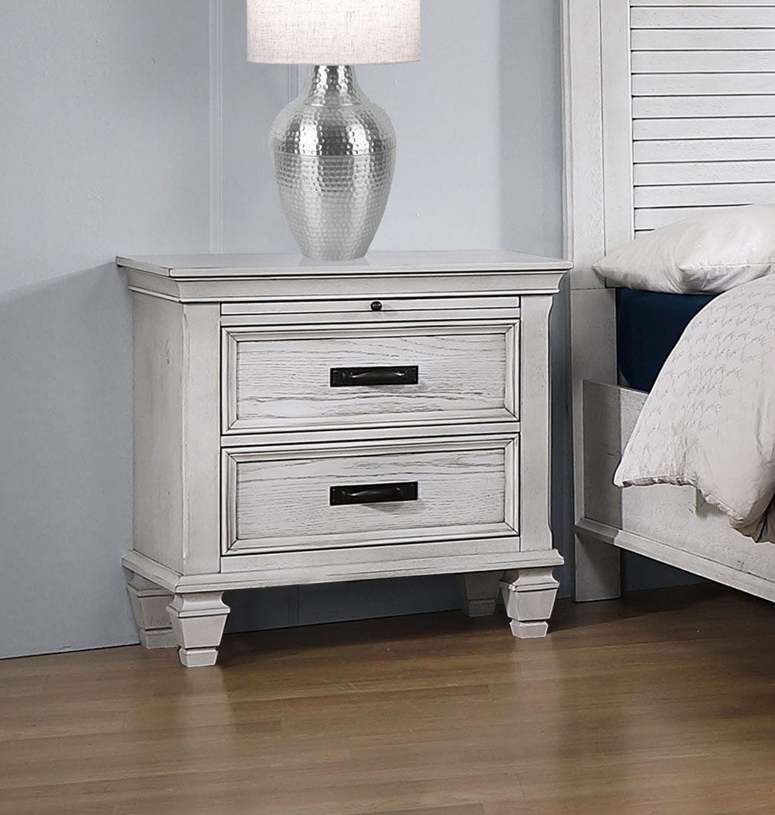 Franco 2-drawer Nightstand Distressed | 28 x 15.5 x 28 in | 2-Drawer | White