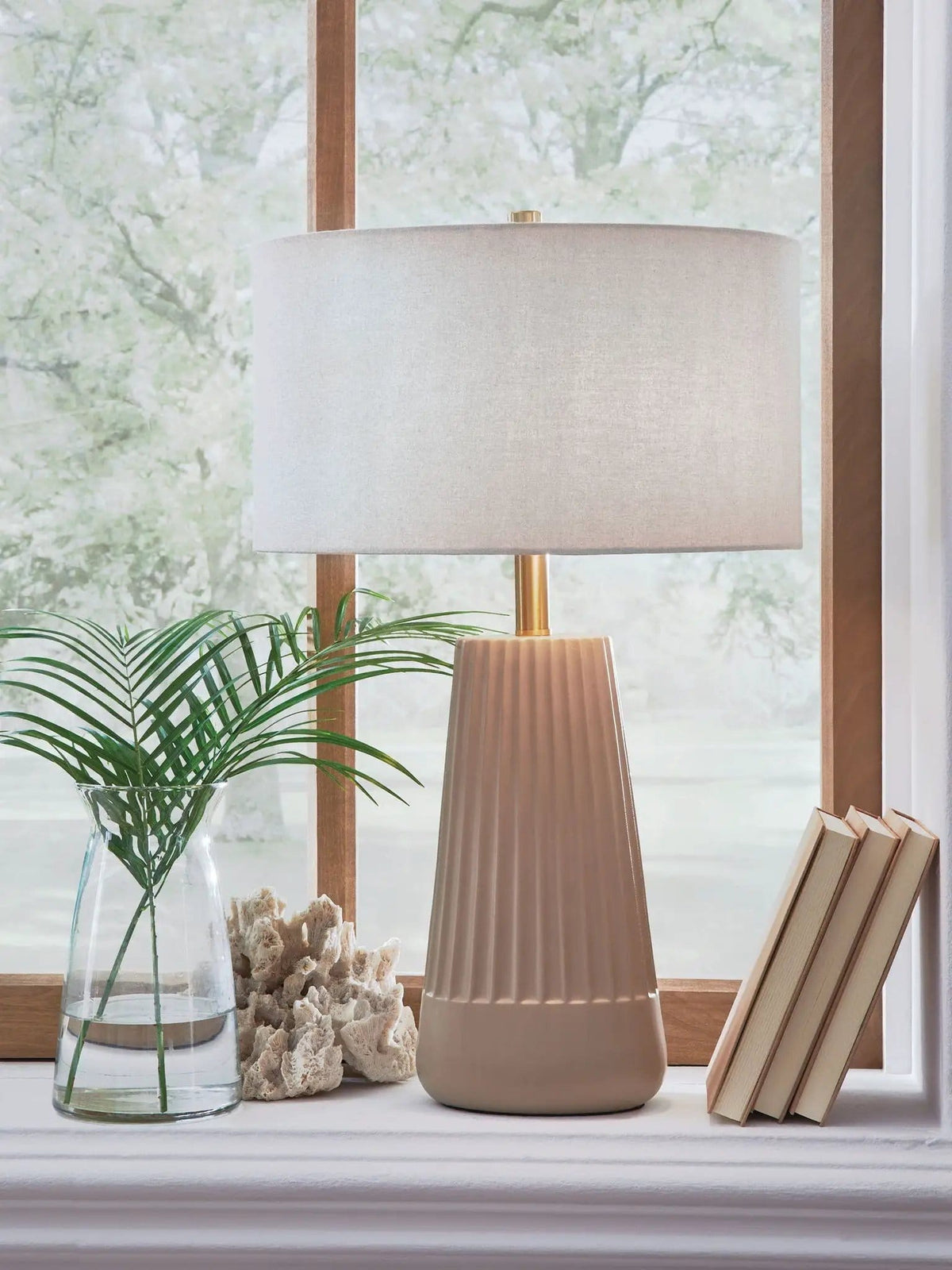 Dellner Ceramic Table Lamp | 15.25 x 15.25 x 25.25 in | Fabric & Ceramic | Mocha