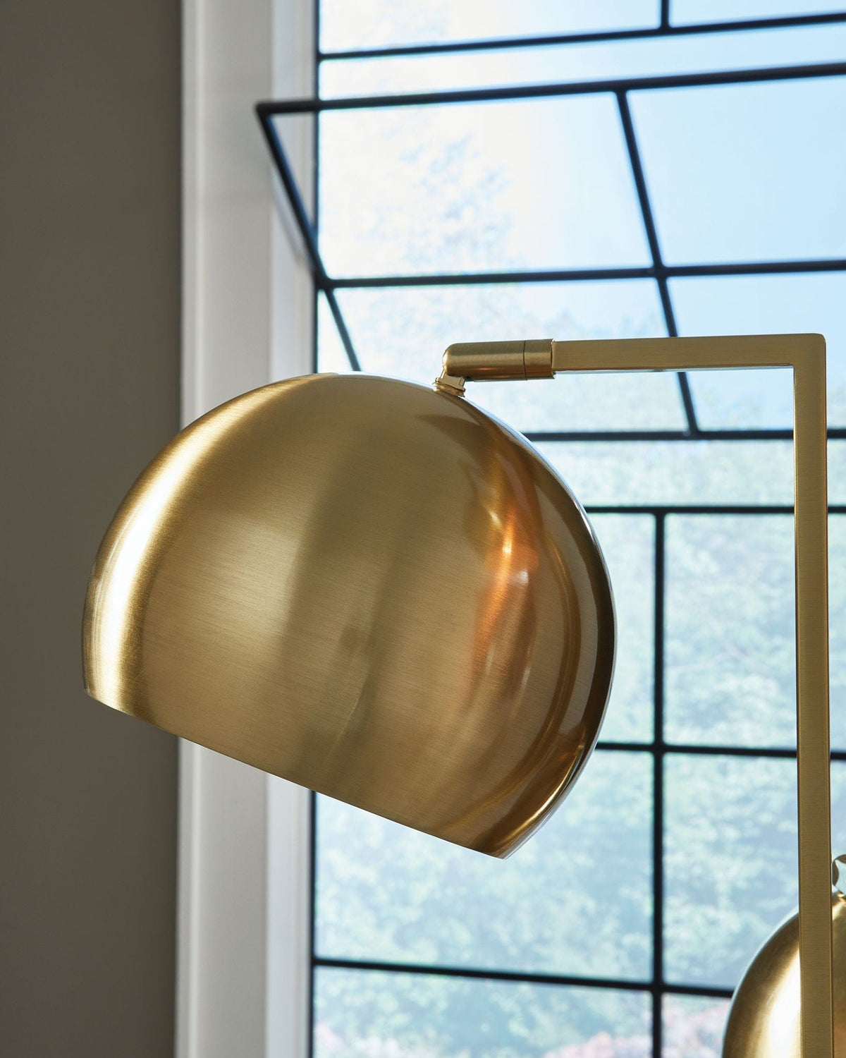 Sorcha Metal Floor Lamp | 19.75 x 12.88 x 67.88 in | Marble & Metal | Gold Finish / Black