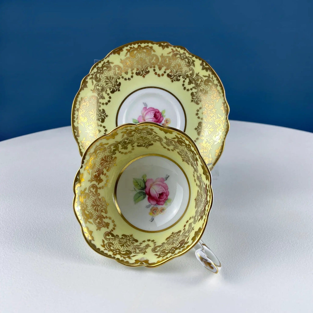 Vintage Royal Albert Brown & Gold Tea Coffee Cup and Saucer | All Over Flower Motif | Gold Leaf Border | Collectors & Hosts