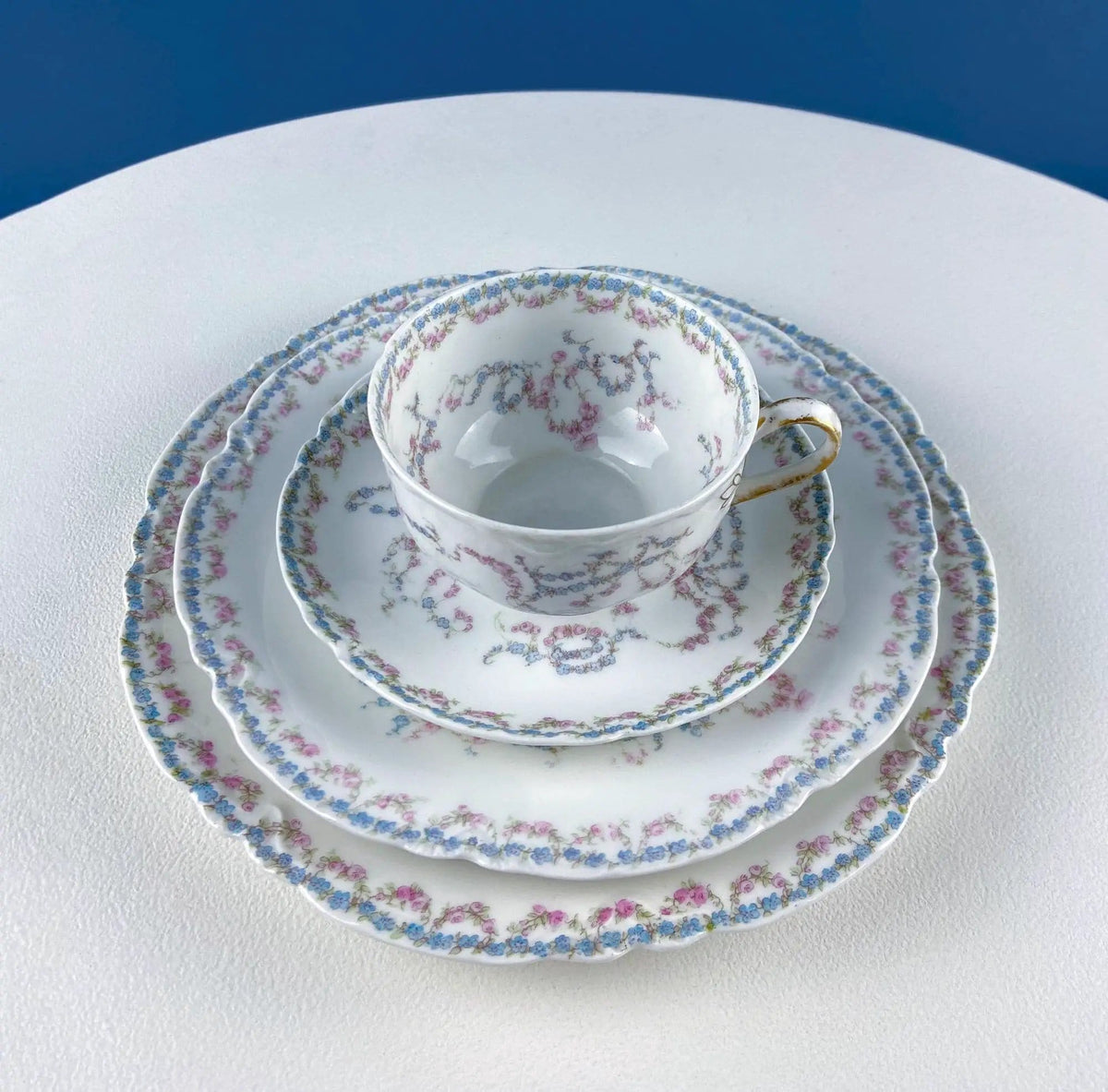Rorstrand Rodos Espresso Dessert Modern Dish Set | 1900's Swedish Coffee Breakfast Set for 11 | Leaf Motif | Collectors & Hosts