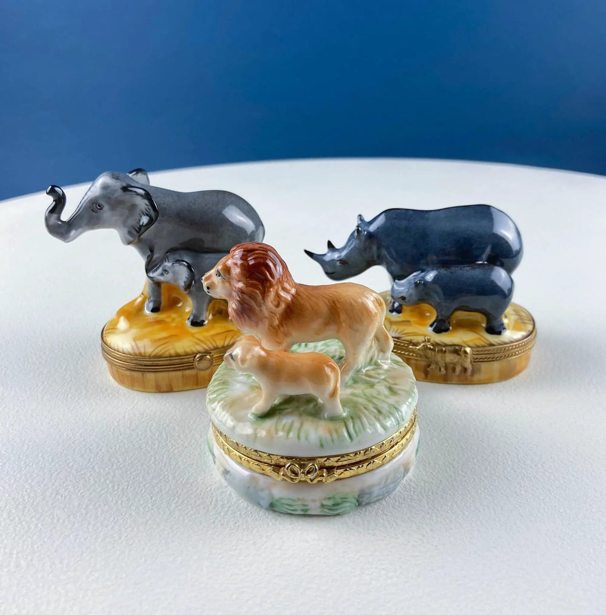Lion and Baby Vintage Geo Z | Lefton Miniature Box | Collectible Porcelain & Brass Trinket Ring Pill Box | Collectors & Hosts