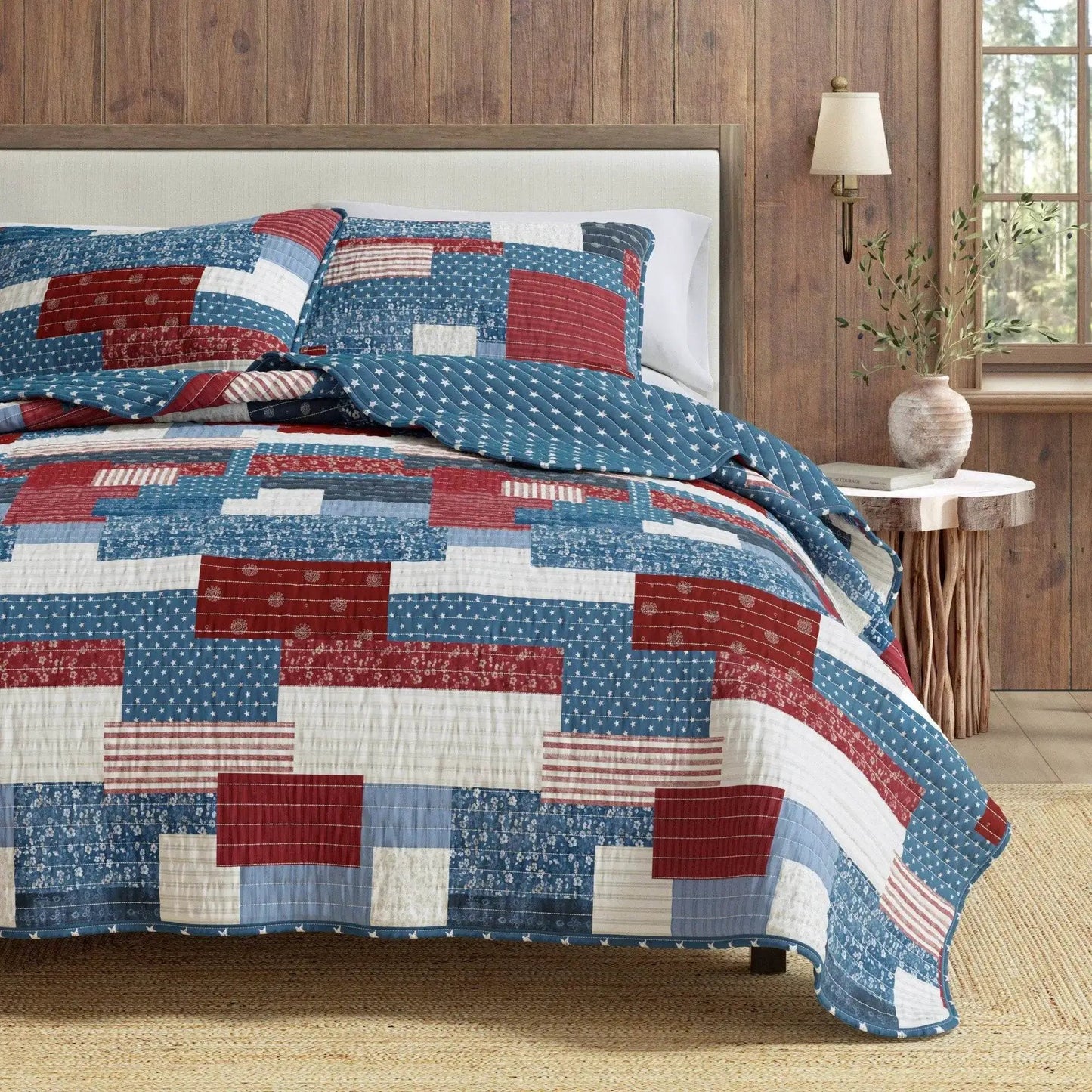 Americana Patchwork Quilt Set - Lowel Collection from PriceLows™