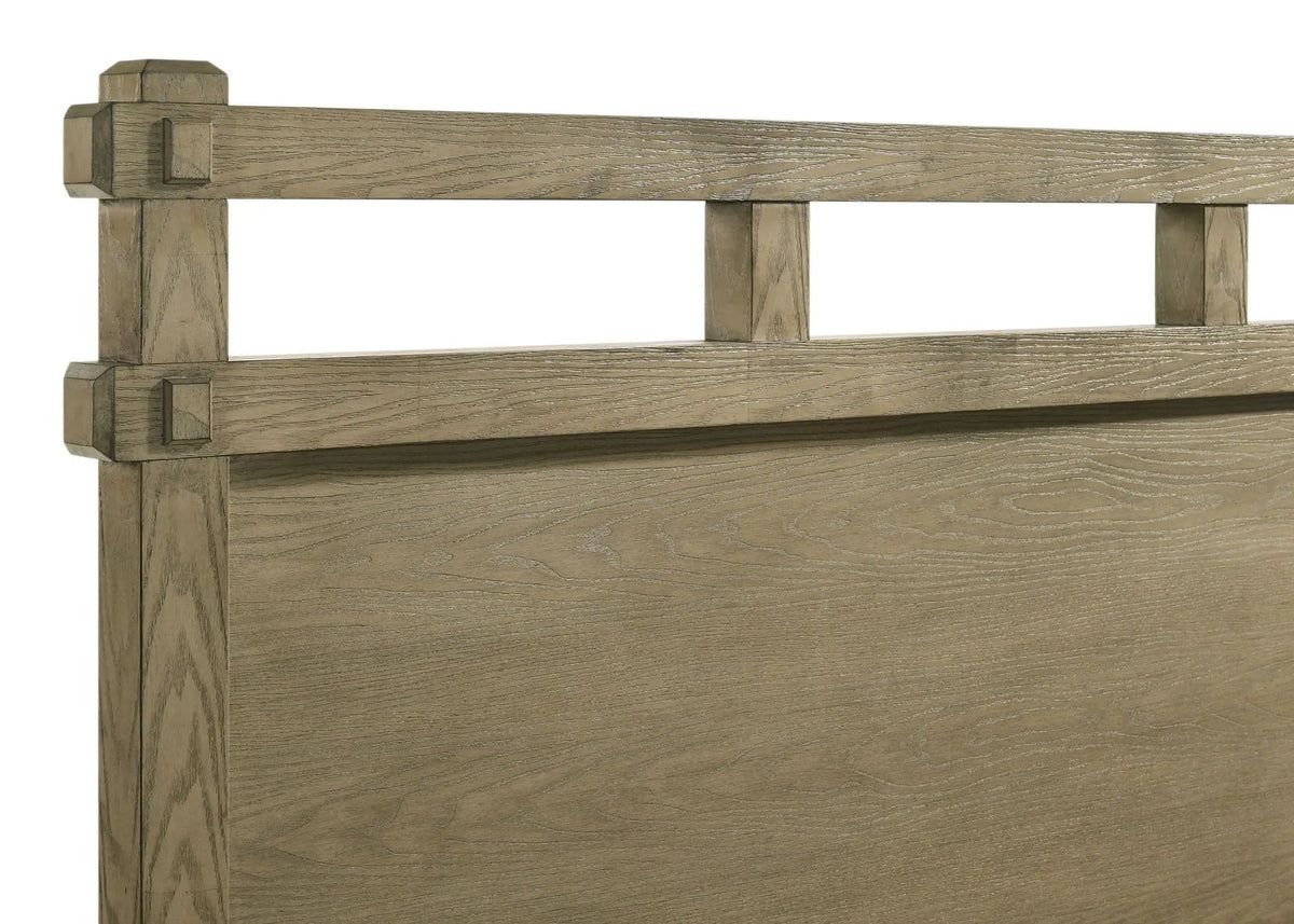 Hazlewood 59-inch Queen Panel Storage Bed Vineyard | 65.5 x 84 x 59 in | Rubberwood & Engineered Wood | Oak