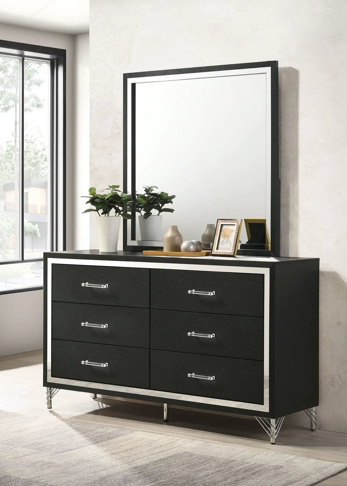 Lucia 6-drawer Dresser and Mirror | 58.5 x 17.25 x 73.25 in | 6-Drawer | Black