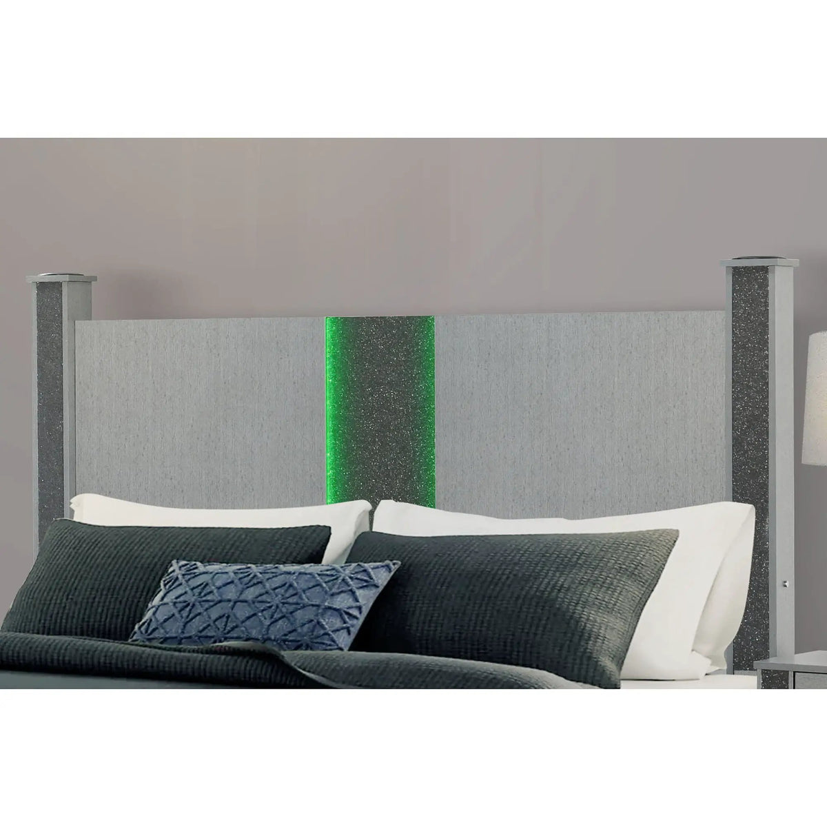 Lorenzo Poster Bed | Integrated Speakers | Glittered Detailing | Solid Wood Construction
