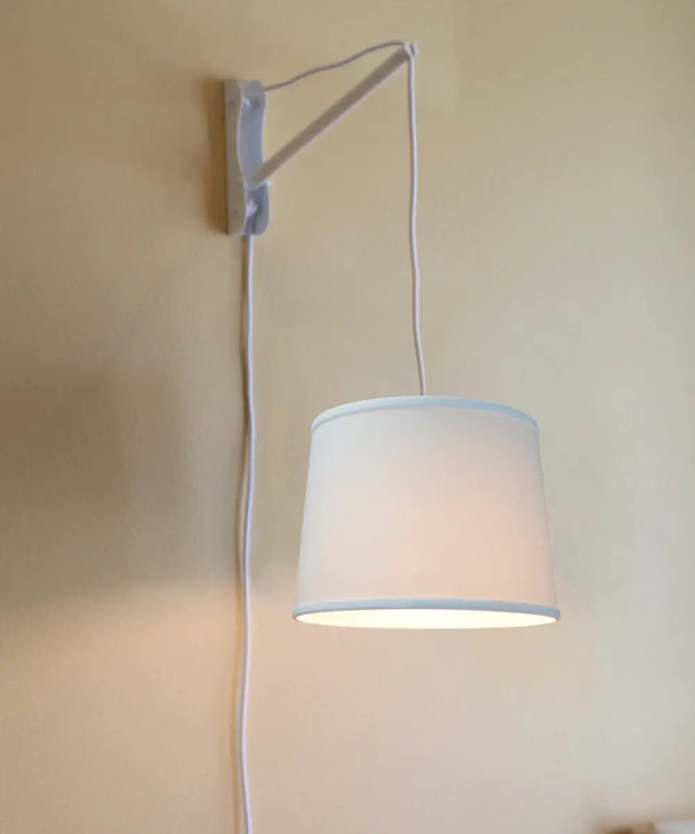 Wall Mount Pendant Light | Plug In Design | 1 Light | White