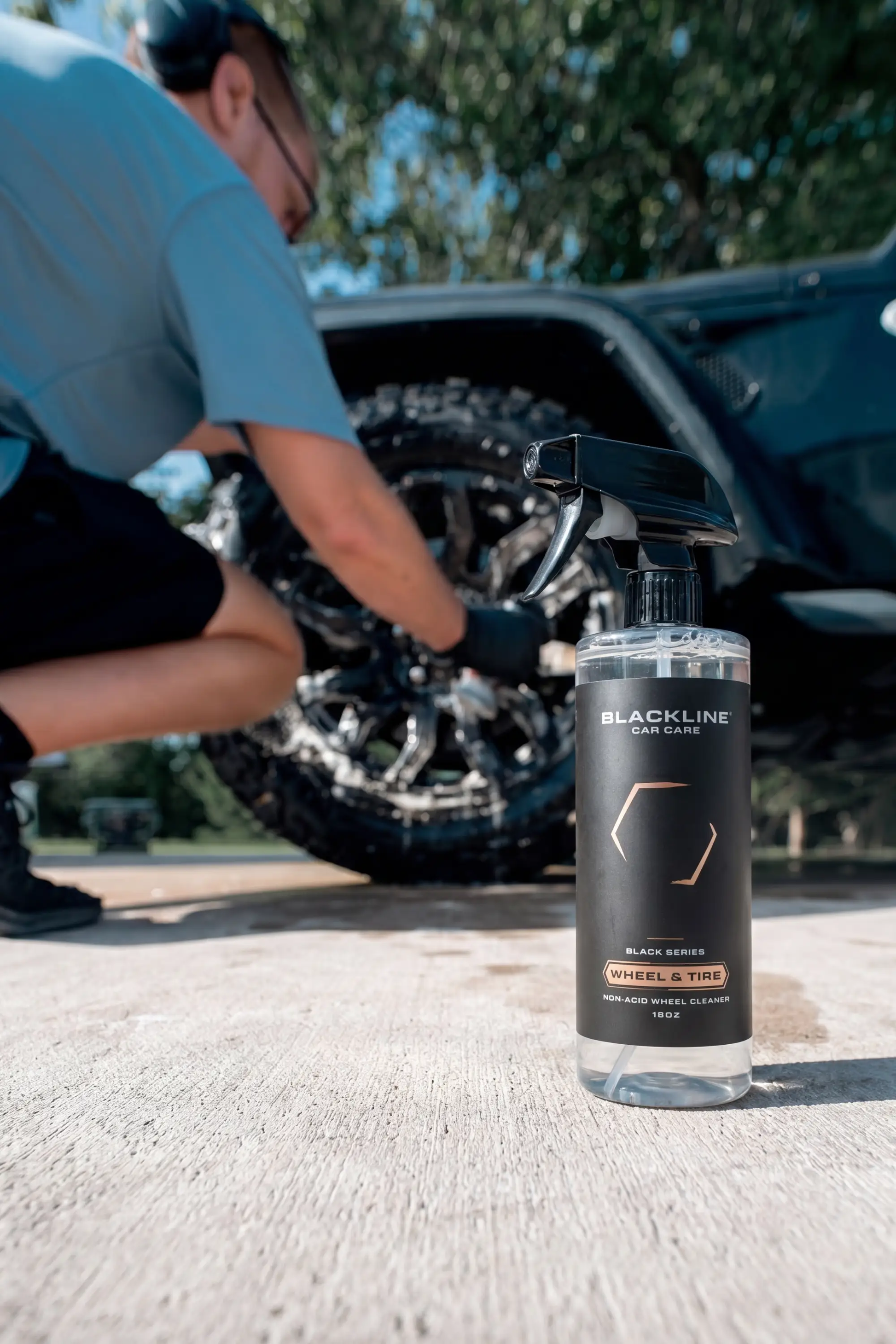 BLACKLINE® WHEEL N' TIRE CLEANER from PriceLows™