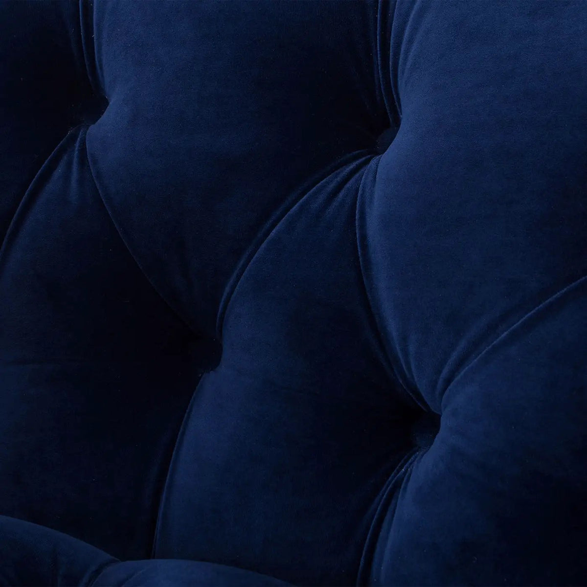 La Rosa Accent Chair | Victorian Tufted Style | Woven Fabric Upholstery | Durable Construction