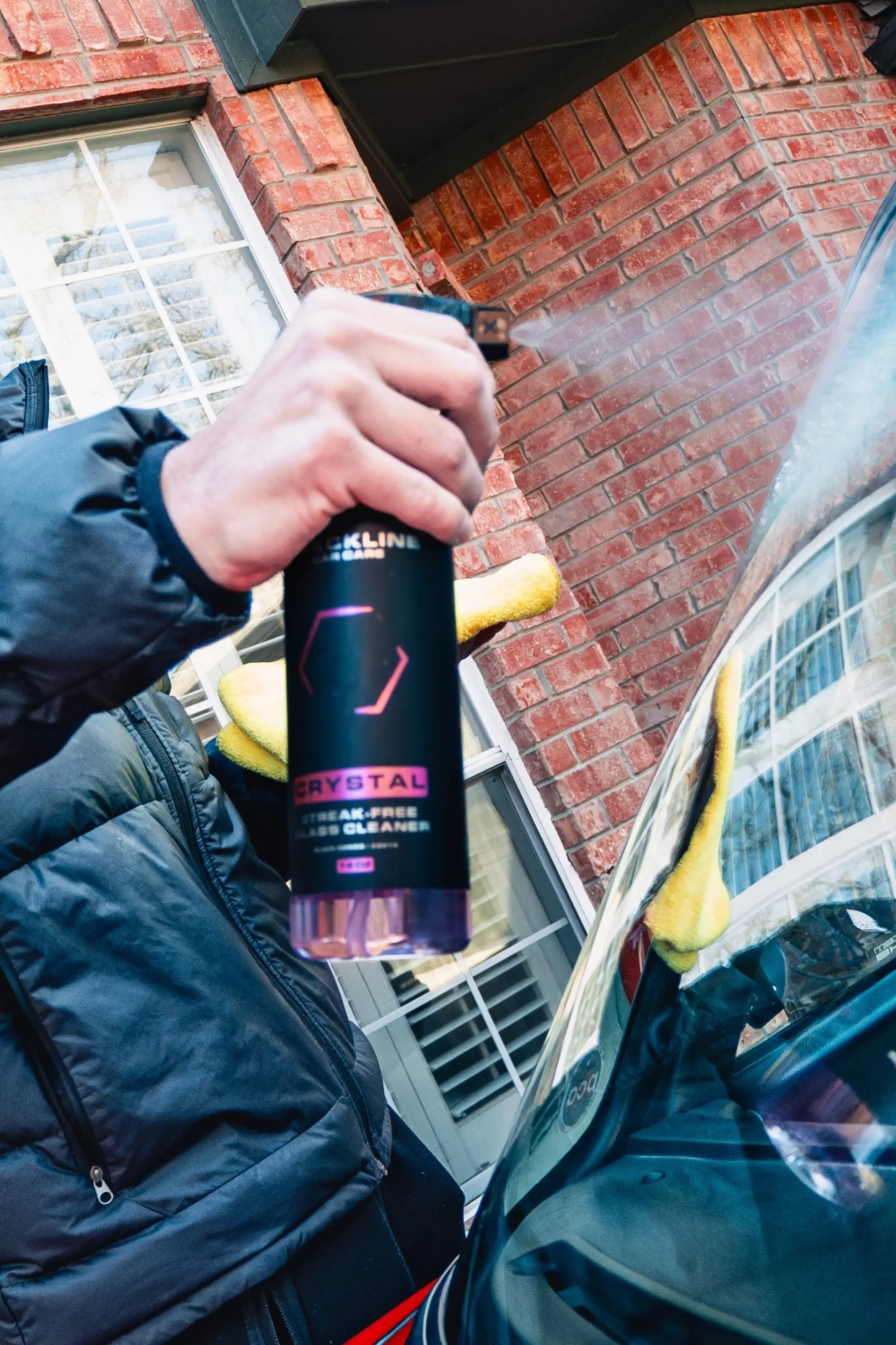 BLACKLINE® CRYSTAL GLASS CLEANER from PriceLows™