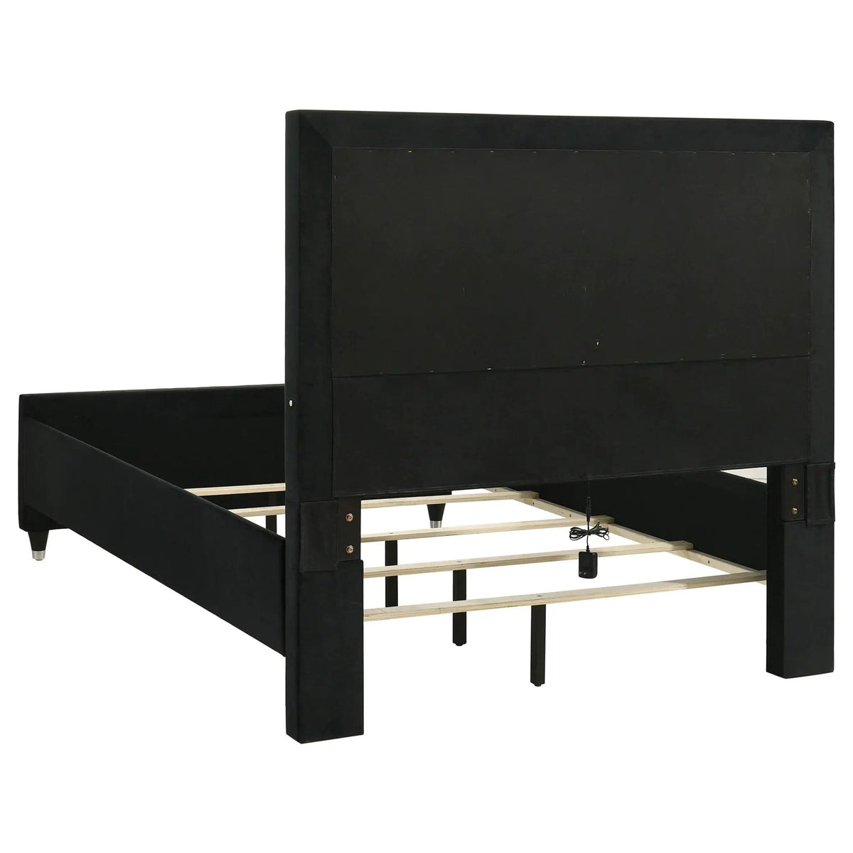 Ravenne 4-piece Velvet Upholstered Queen LED Bedroom Set | 4-Piece Set | Velvet & Polyester | Black