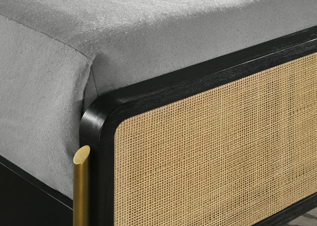 Arini Rattan Queen Panel Bed Black and | 65.25 x 91 x 56.25 in | Rattan & Metal | Natural