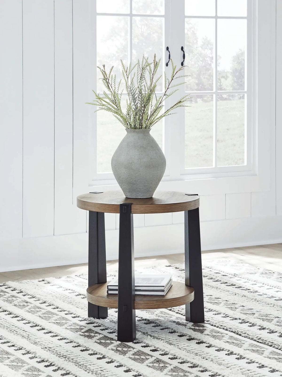 Ridgester Round End Table | Hickory Veneer | Natural Wood-Tone Finish | 22.5 Inch Diameter