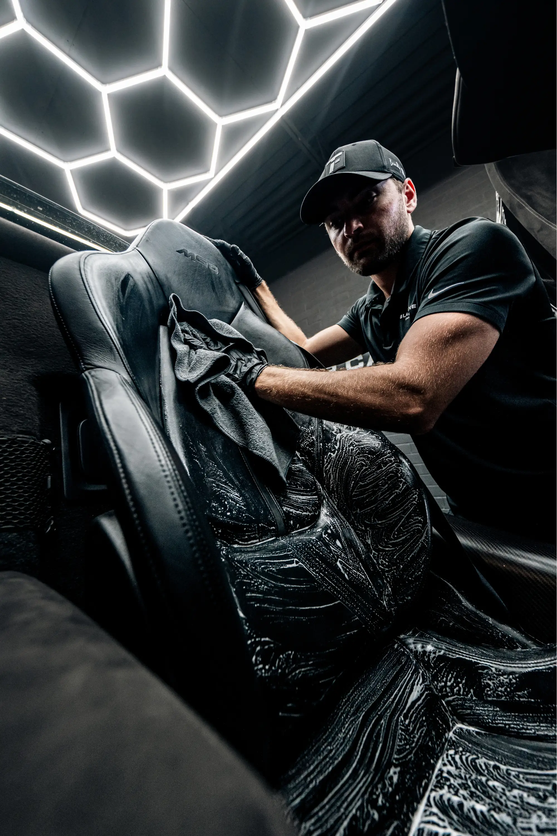 BLACKLINE® EVERYDAY MICROFIBER TOWELS from PriceLows™
