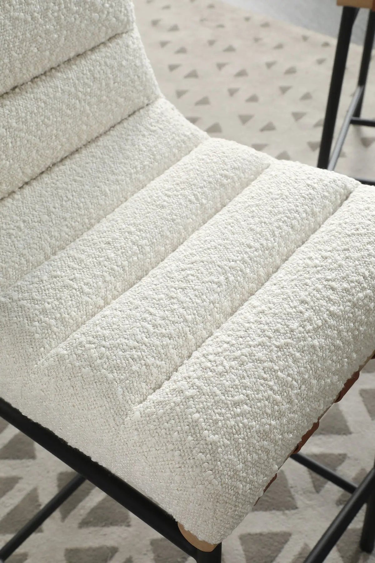 Lahni Boucle Counter Height Chair | 17 Inch Seat Width | Fabric Upholstery | Modern Design