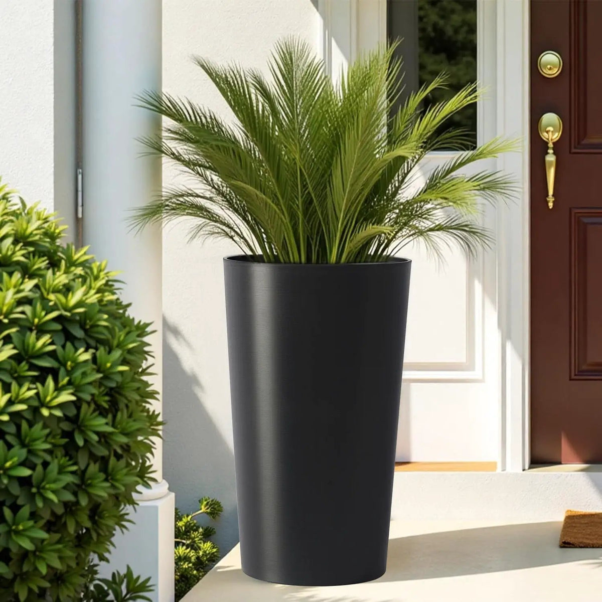 Outdoor Planters | UV Resistant | Shatterproof Polypropylene