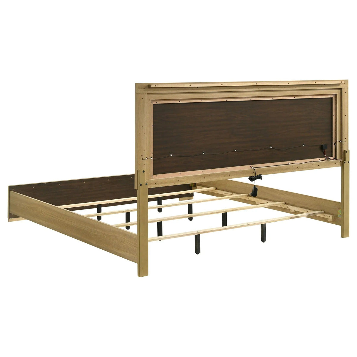 Hyland 5-piece Eastern King Bedroom Set | 5-Piece Set | Engineered Wood & Veneer | Natural