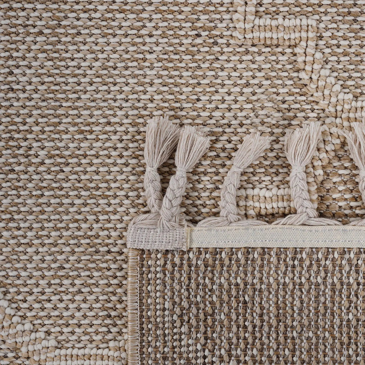 Guros Trellis Indoor Outdoor Rug | 74 x 48 Inch | Stain Resistant | Non-Shedding