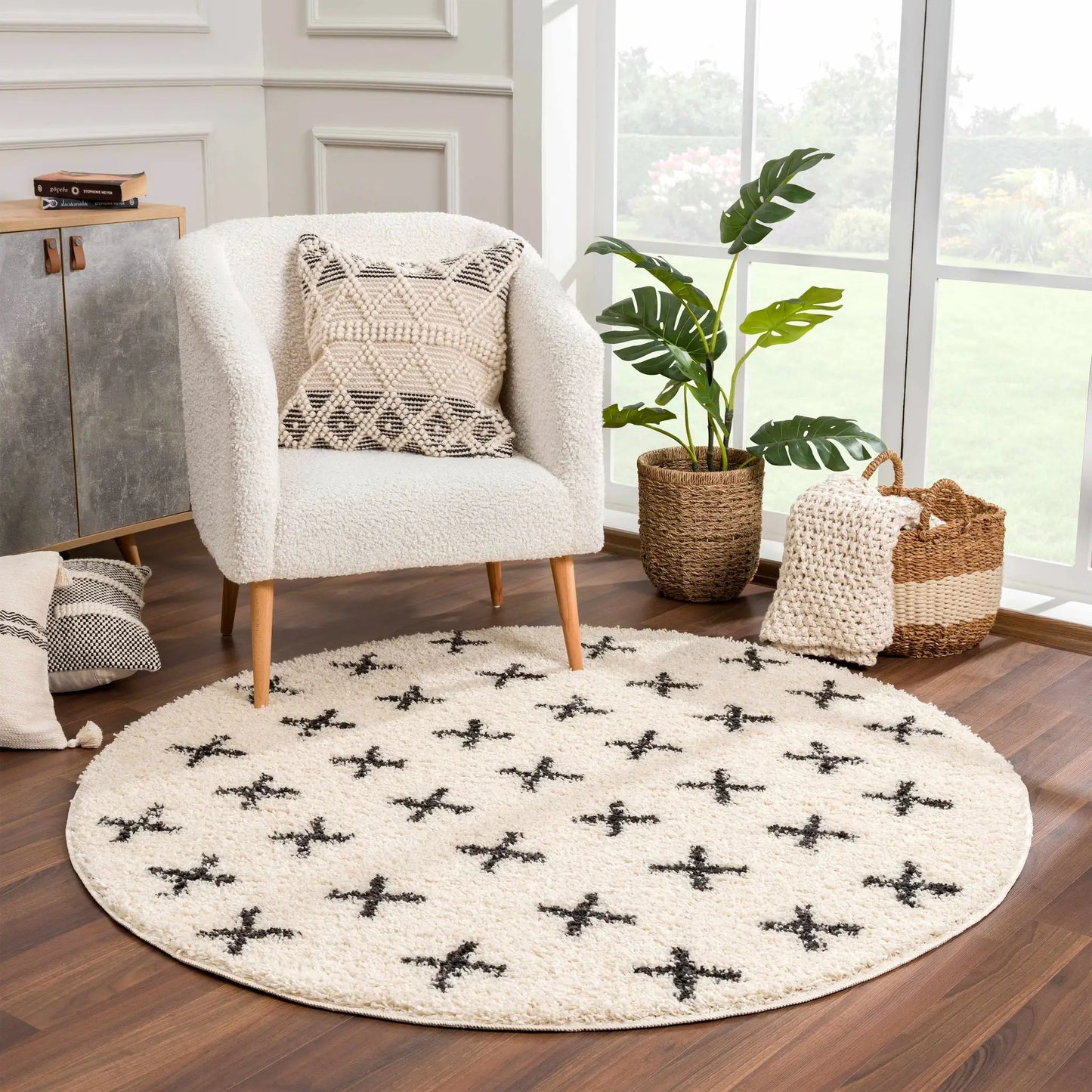 Alstead Area Rug from PriceLows™