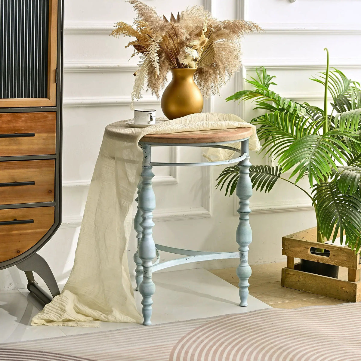 Round Carved Top Coffee Table | 31.5 Inch Diameter | Detachable Metal Legs | Easy Assembly