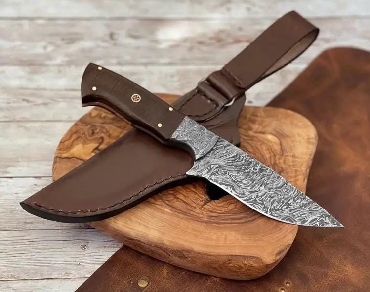 Damascus Bushcraft Knife Hunting, Camping, Survival, Collectors Knife. Groomsmen | Hunting & Survival Knife | Home Use | Home
