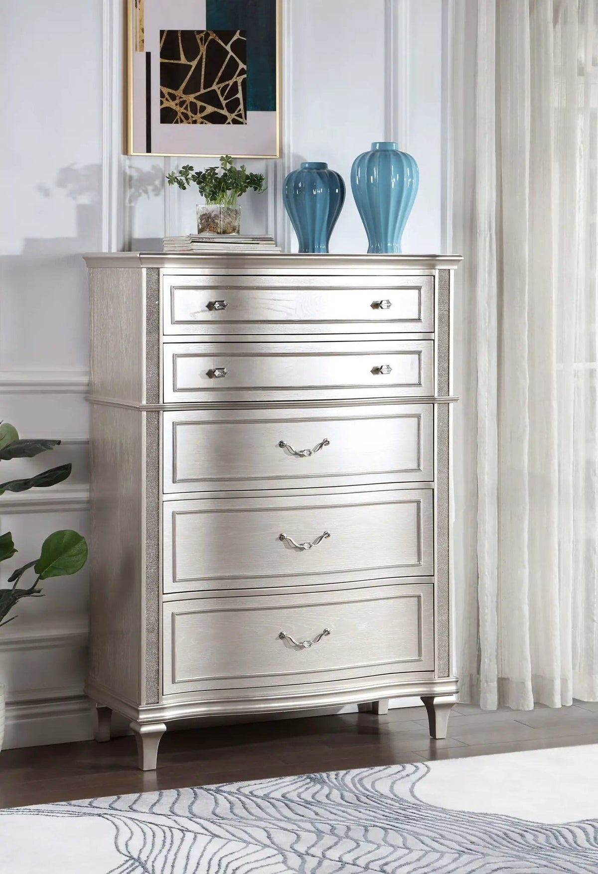 Evangeline 6-drawer Bedroom Chest Silver | 42 x 19.75 x 59.5 in | 6-Drawer | Oak