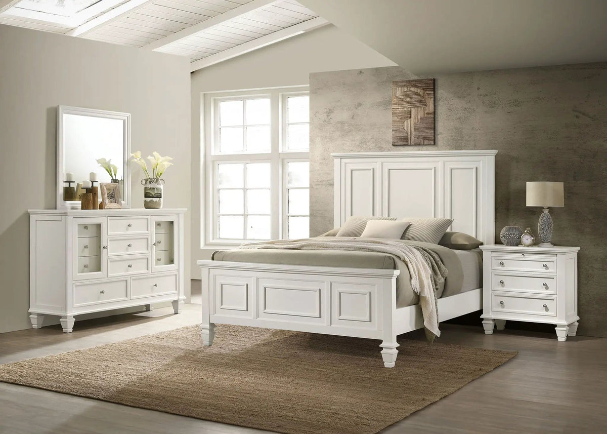 Sandy Beach 4-piece Eastern King Bedroom Set Cream | 4-Piece Set | Engineered Wood | White