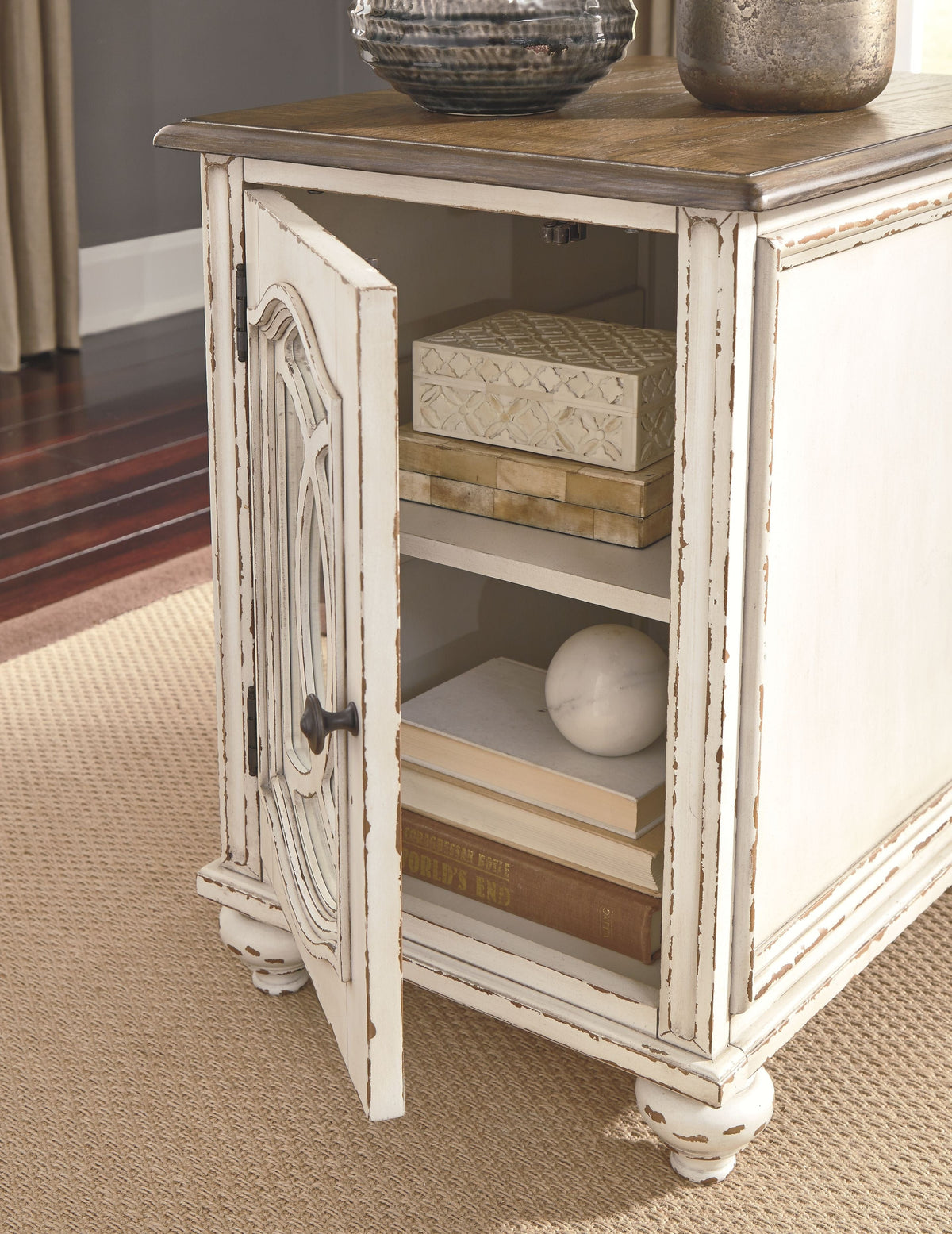 Realyn Chair Side End Table Insert Mirror | 18 x 24.13 x 25.25 in | Engineered Wood & Veneer | White / Brown