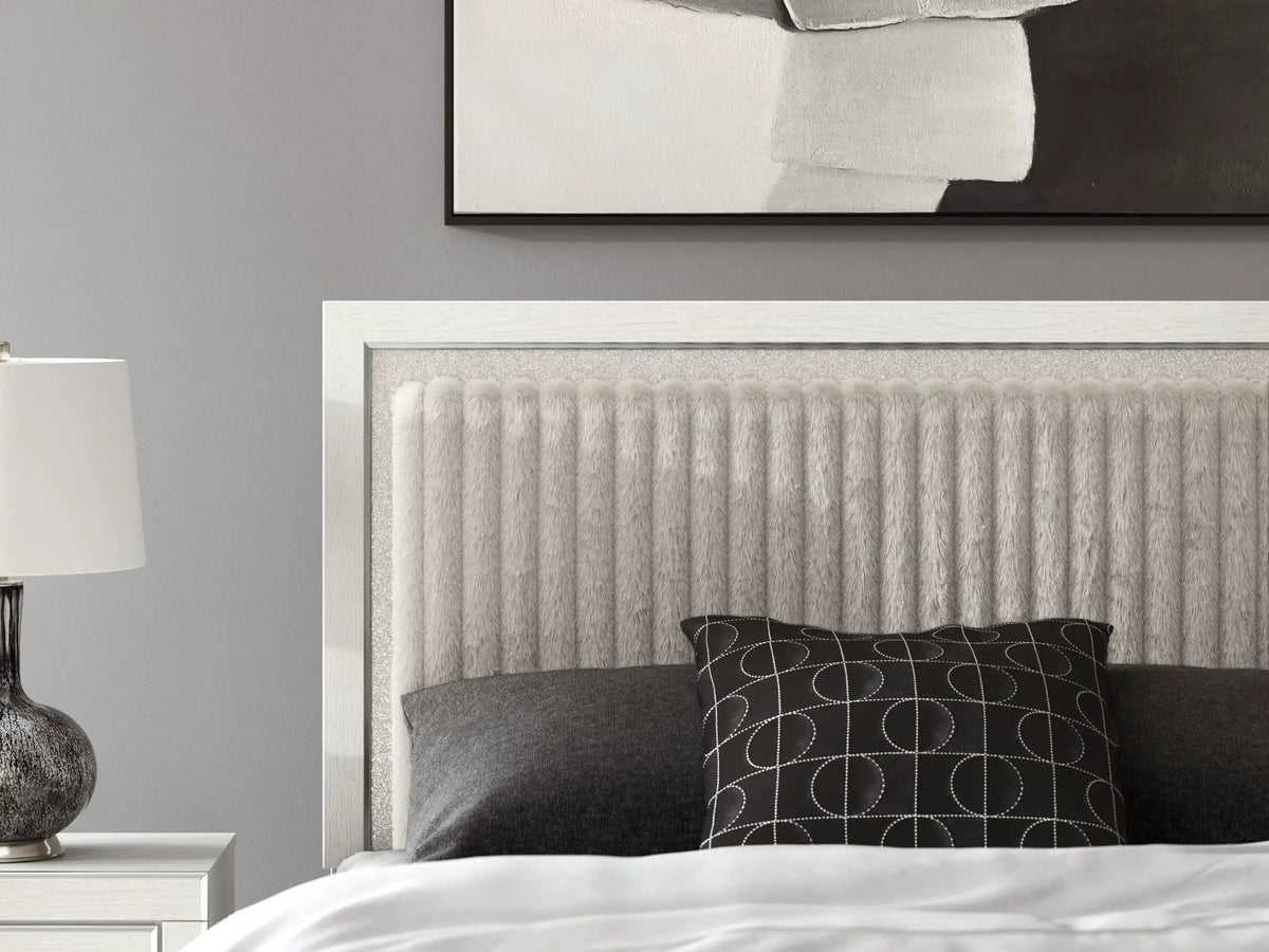 Zuraleus Upholstered Panel Platform Storage Bed | 4 Pieces | Bedroom Furniture | Bedroom