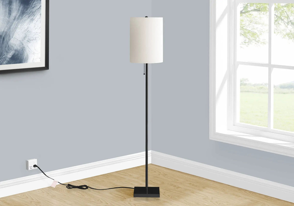 Brass Metal Floor Lamp | 62 Inch Height | Pull Chain Switch | Contemporary Style