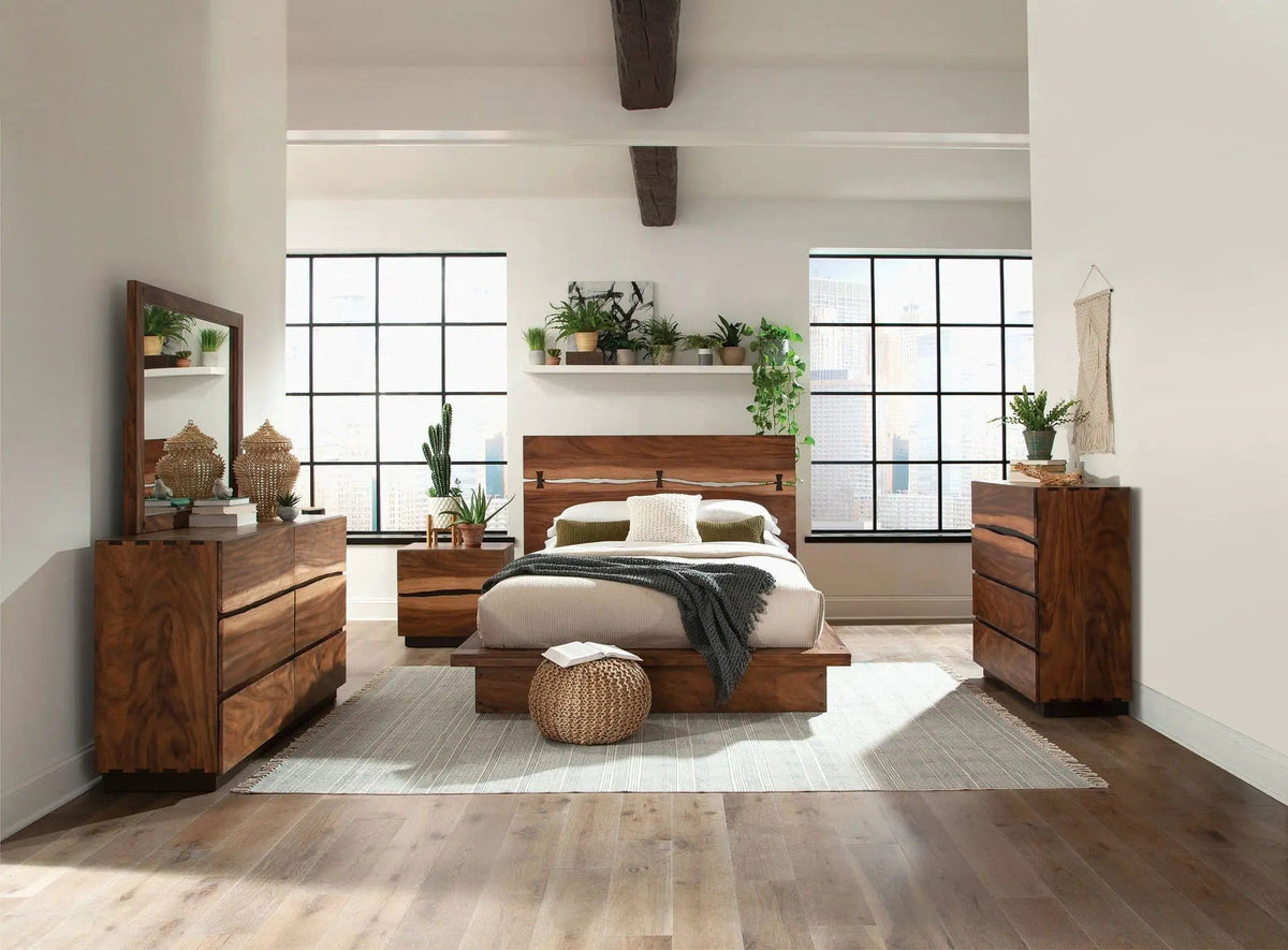 Winslow 5-piece Eastern King Bedroom Set Smokey | 5-Piece Set | Walnut & Wood | Walnut