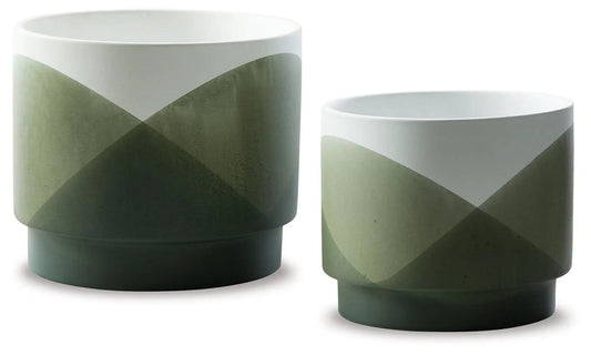 Ardenridge Planter Set (Set of 2) | 8.75 x 8.75 x 7.63 in | Ceramic | Green / White