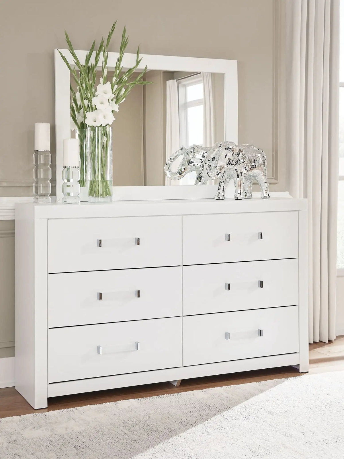 Maeling Six Drawer Dresser | 4 Pieces | Acrylic | Bedroom