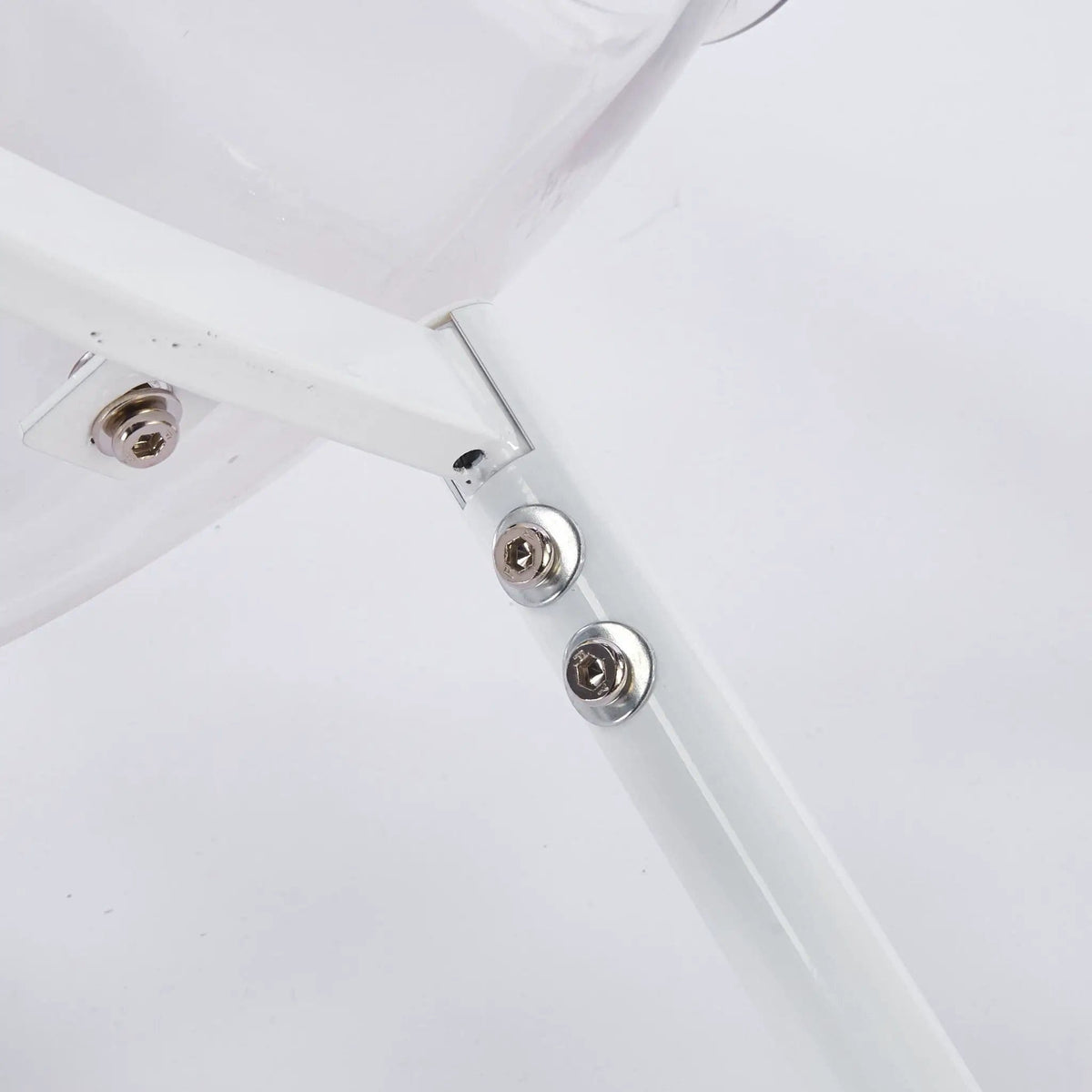Transparent Dining Chair (Set of 4) Matte | 19.68 x 18.3 x 33.46 in | Metal | White
