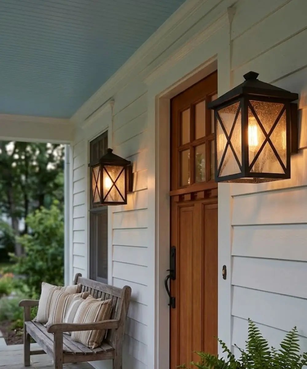 Outdoor Wall Lantern | 10 Inch High | Seeded Glass Shade | 1 Light