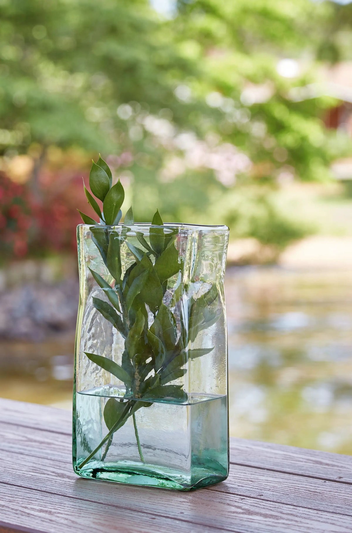Taylow Transparent Glass Vase | Fluted Wide Opening | Long-Stemmed Blooms | 8 Inch Height
