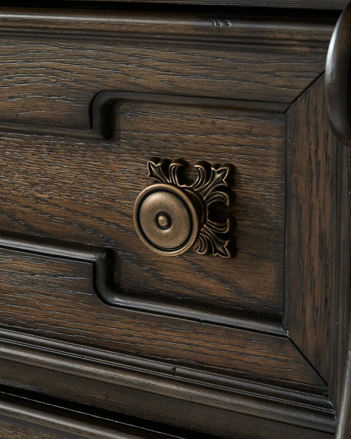 Maylee Five Drawer Chest | Dark Brown Finish | Lined Top Drawer | Traditional Style