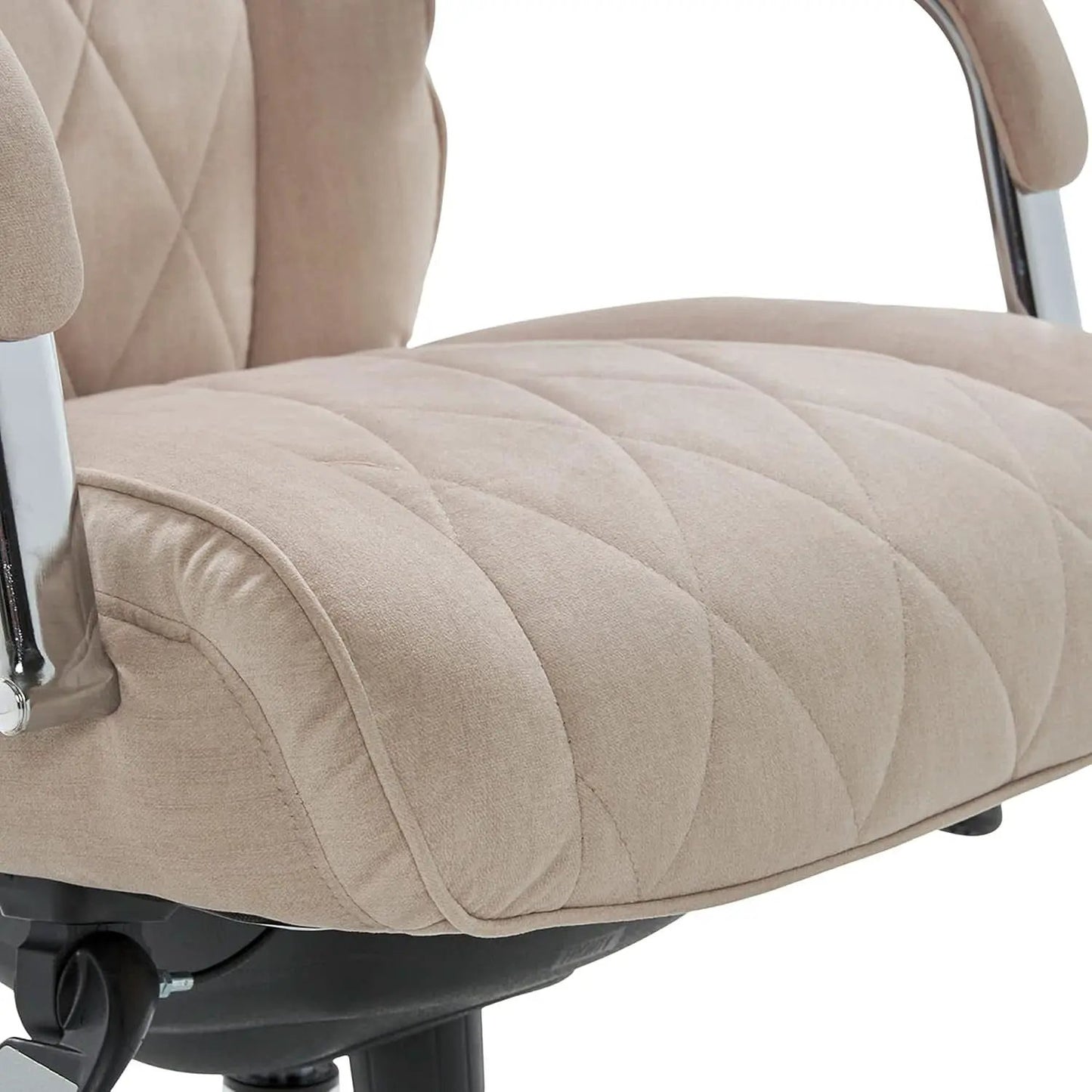 Quilted Leather Executive Office Chair With Lumbar Support Cream from PriceLows™