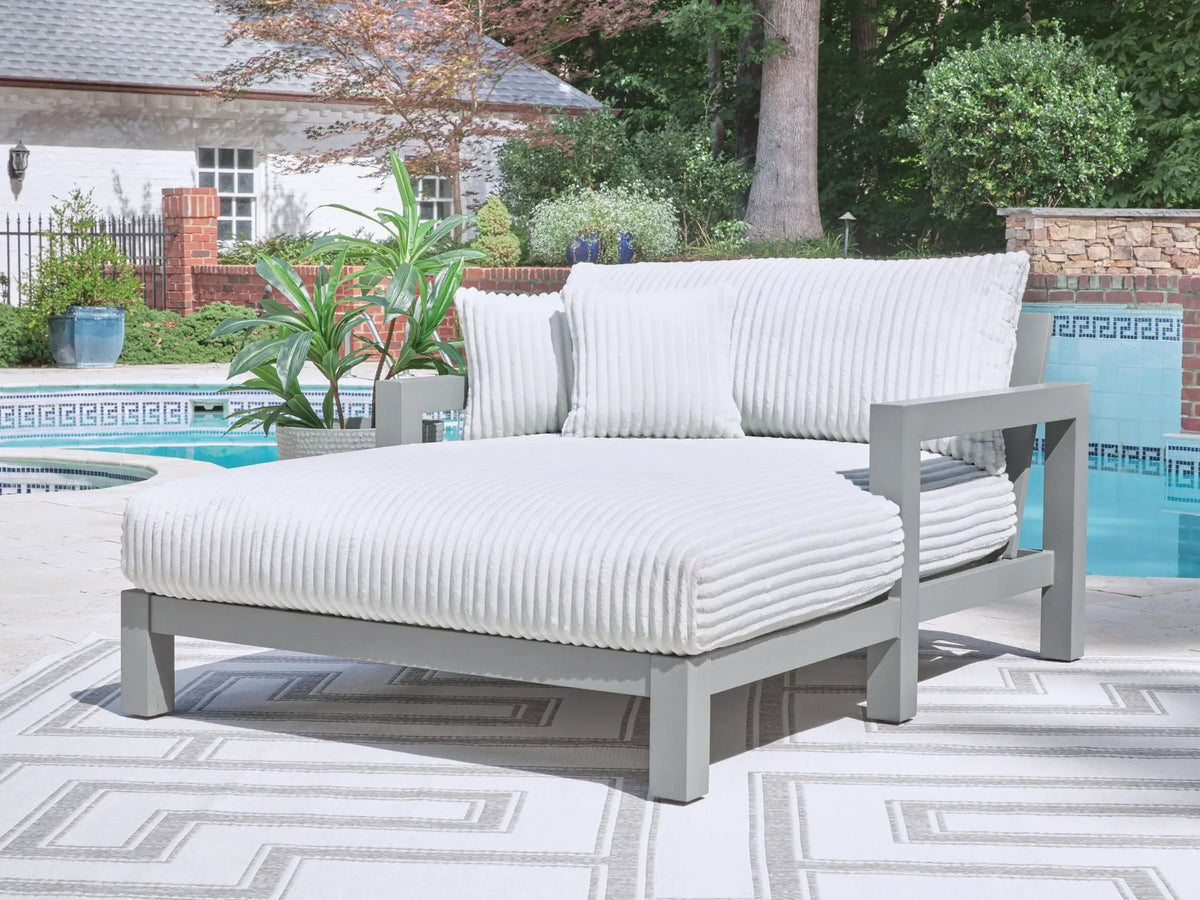 Hurley Park Chaise Lounge | Gray | With Cushion | 46 Inch Seat Width