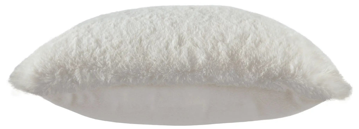 Gariland Faux Fur Throw Pillow | Faux Rabbit Fur | 20 x 20 Inch | Plush Feel