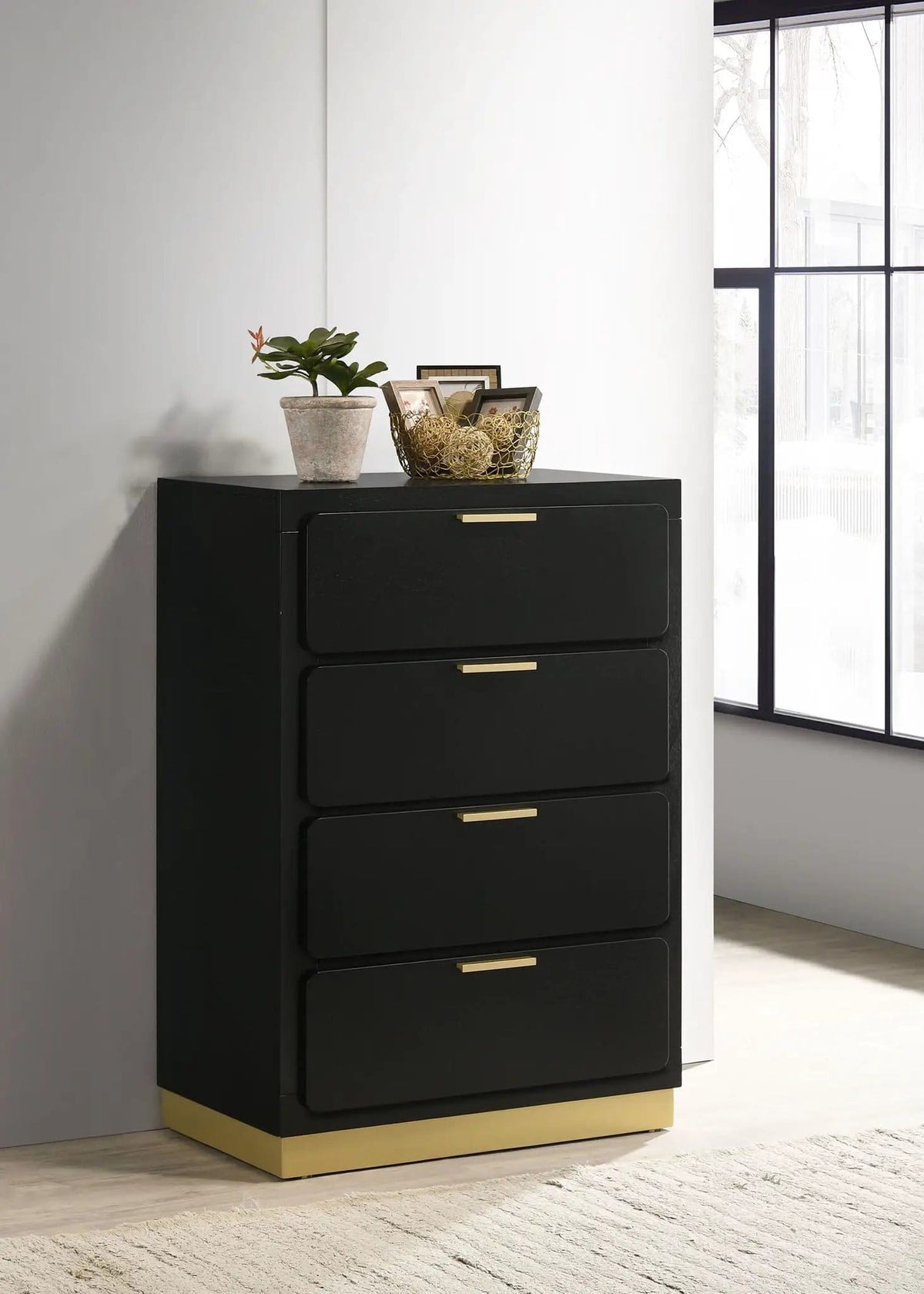 Caraway 4-drawer Bedroom Chest | 31 x 17.25 x 44.5 in | Rubberwood & Engineered Wood | Black