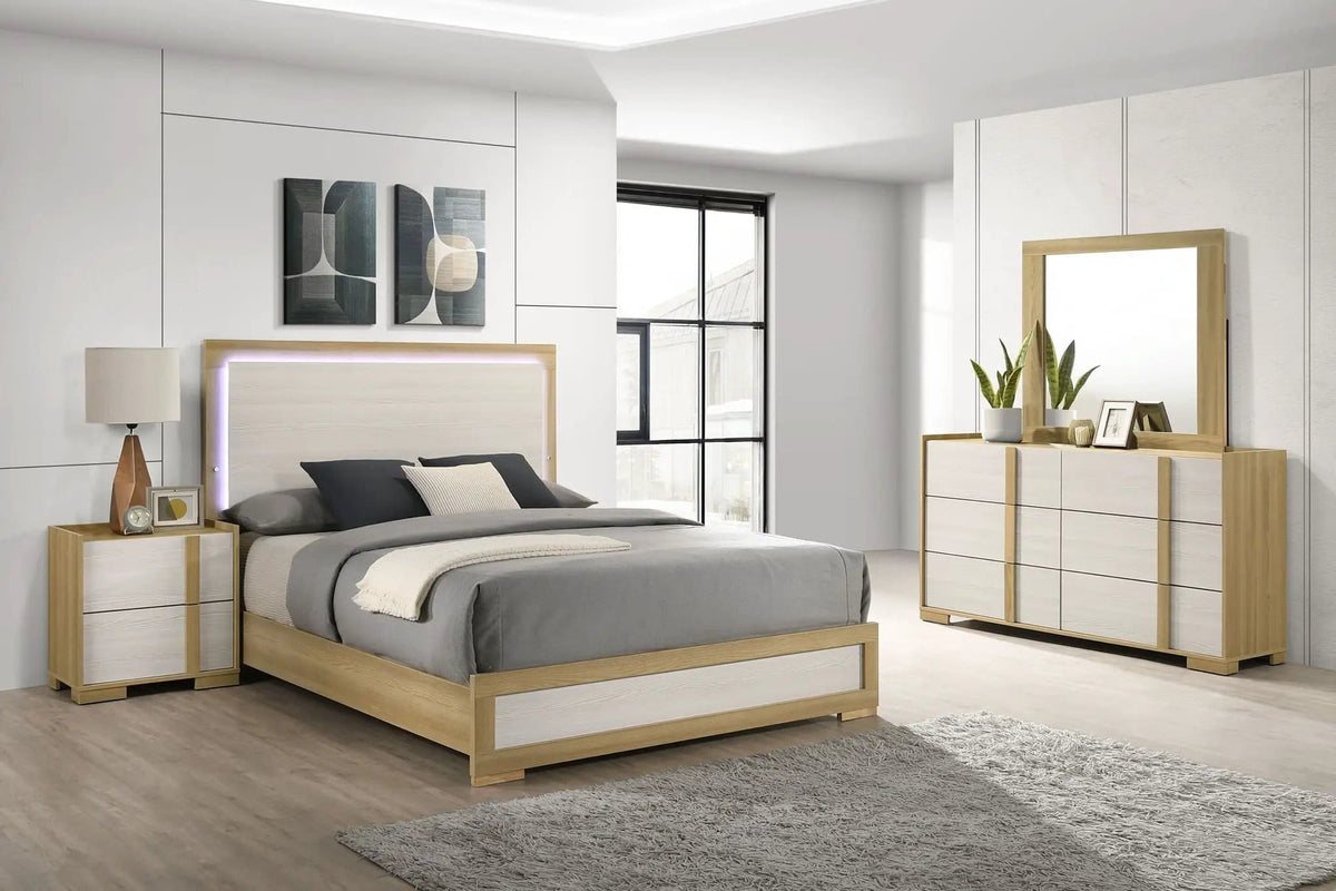 Hyland 4-piece Queen Bedroom Set | 4-Piece Set | Engineered Wood & Veneer | Natural